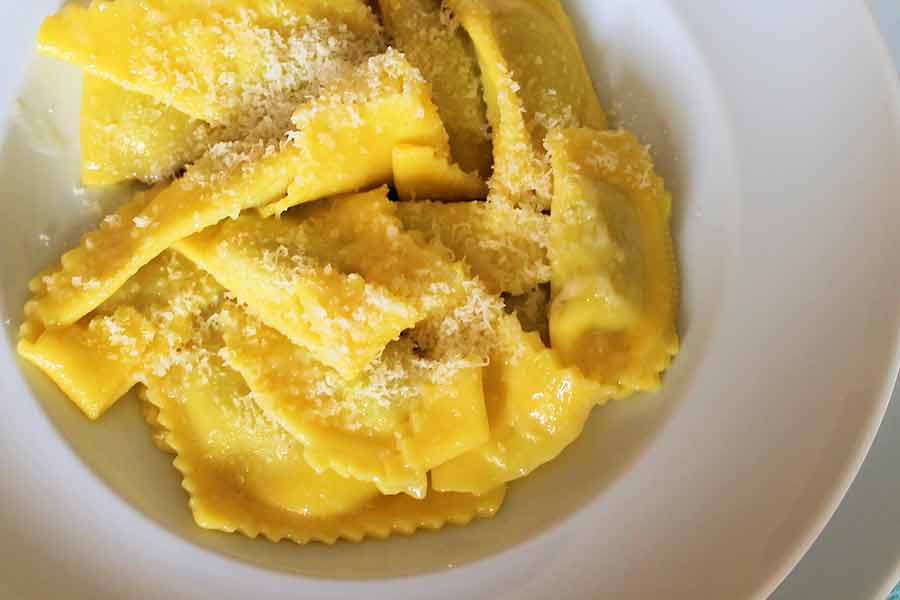 Casoncelli alla bergamasca: i sapori della tradizione. Residence delle Tre Corone.